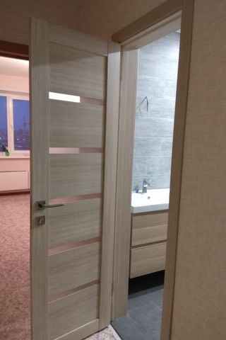 Цвет ясень белый, дверь в ванную комнату 600 мм, Томск