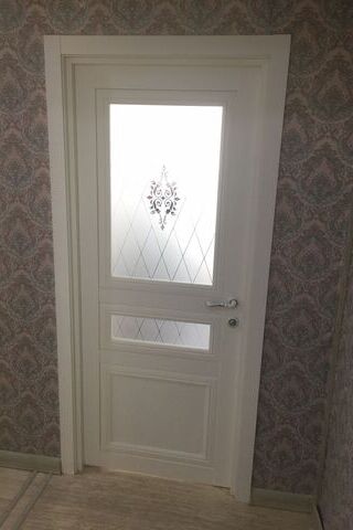 Цвет айвори, дверь со стеклом, Иркутск