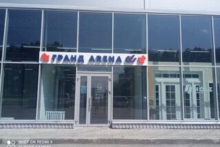 Вход в ТЦ «Гранд Arena» в Барнауле